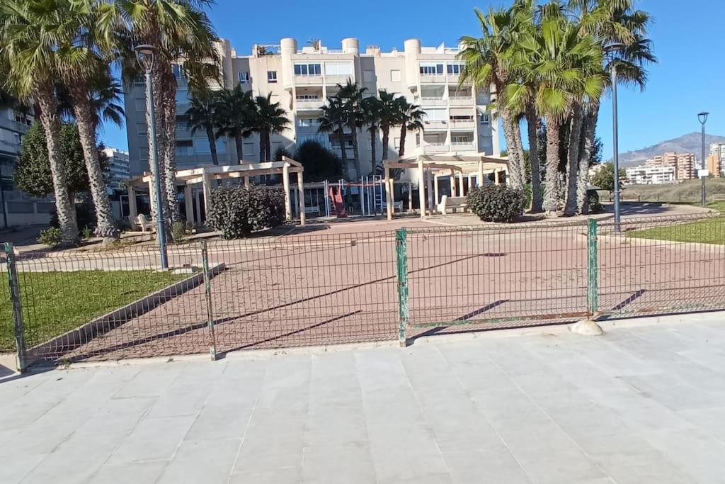 1ª Linea Del Mar 2 Habitaciones 2 Banos, Parking Subterraneo Incluido, Mascotas El Campello Exterior photo